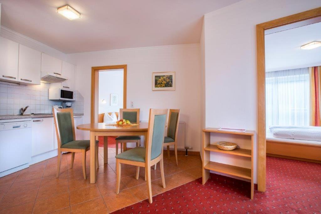 Garni Roesslhof Hotell Hollersbach im Pinzgau Eksteriør bilde