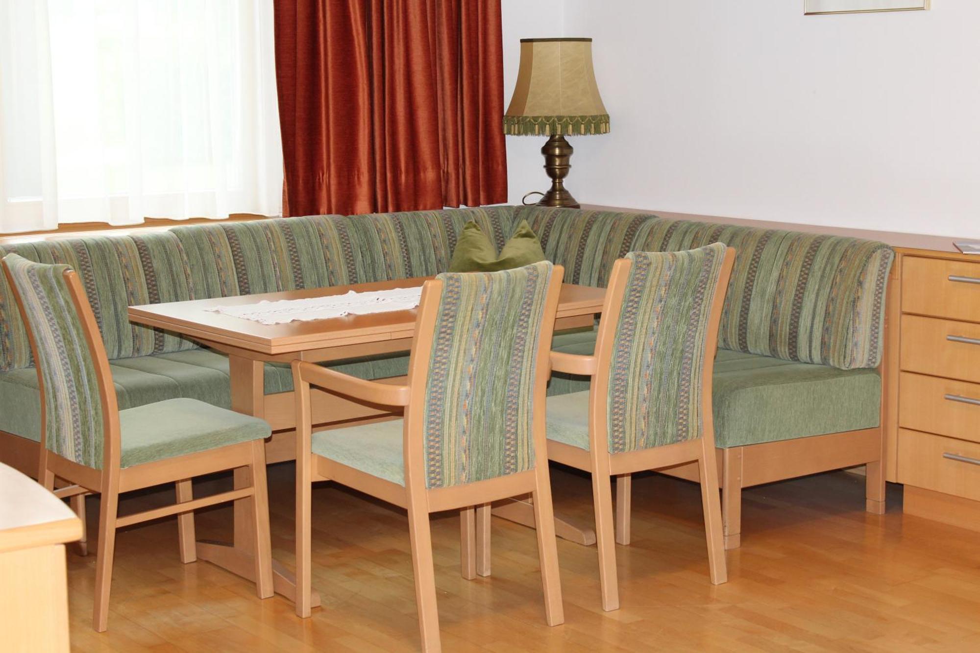 Garni Roesslhof Hotell Hollersbach im Pinzgau Rom bilde